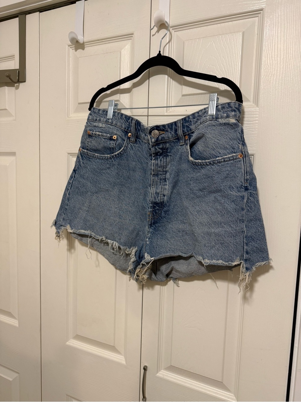 Zara High-Waist Distressed Denim Cutoff Shorts - Blue